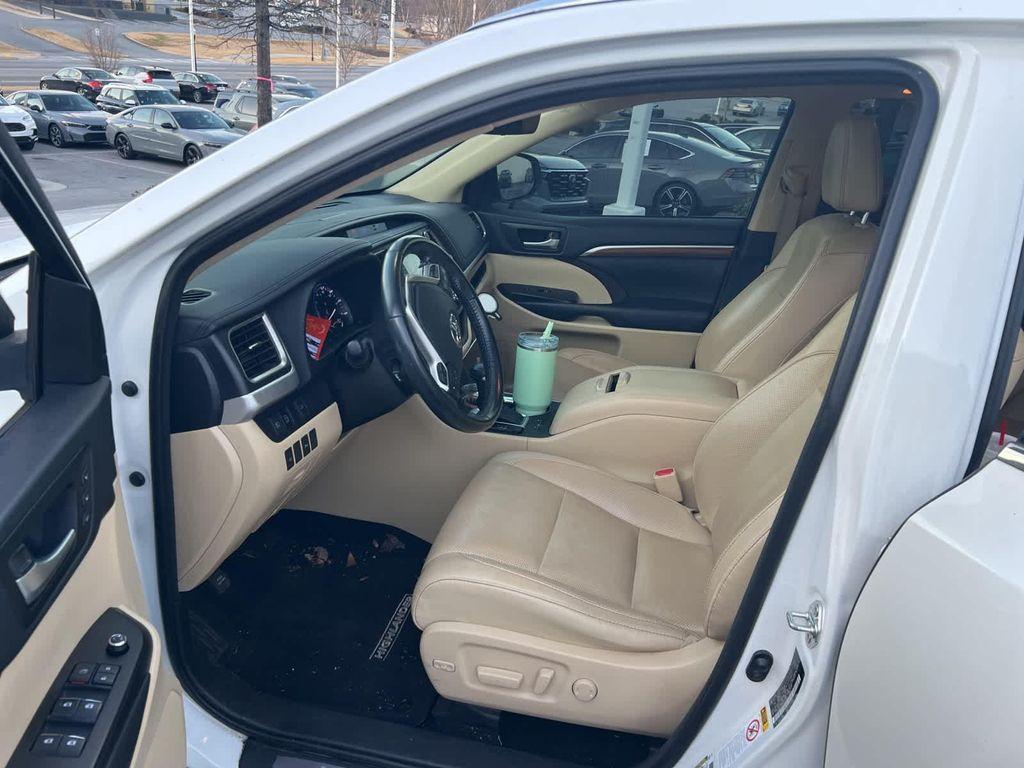 used 2017 Toyota Highlander car, priced at $20,562