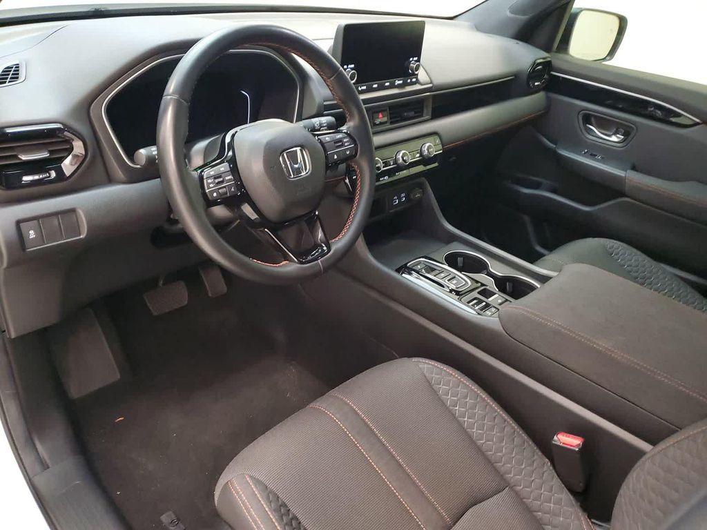 used 2025 Honda Pilot car, priced at $38,333