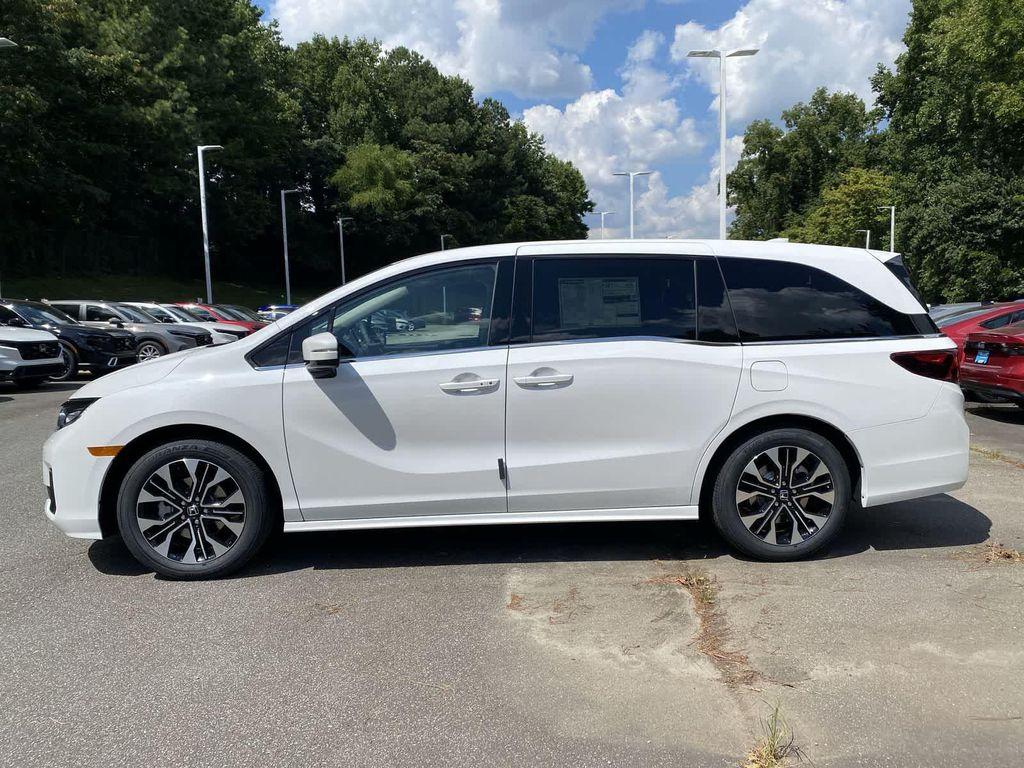 new 2026 Honda Odyssey car, priced at $54,342