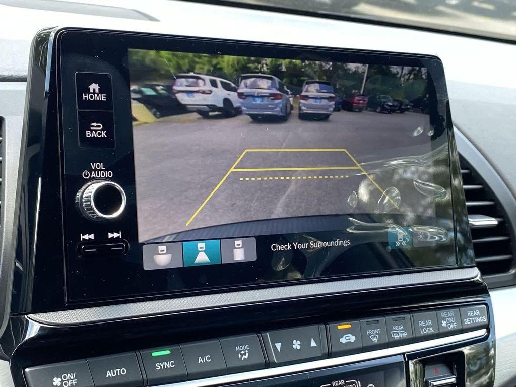 new 2026 Honda Odyssey car, priced at $45,845