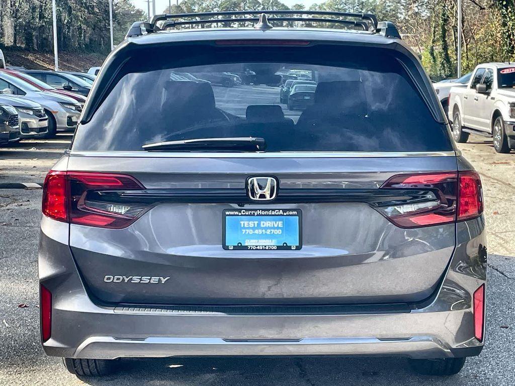 new 2026 Honda Odyssey car, priced at $45,582