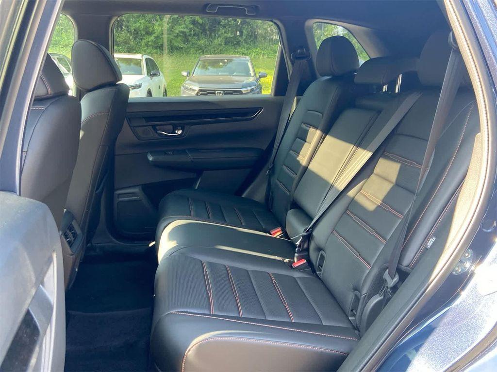 new 2026 Honda CR-V Hybrid car, priced at $40,175