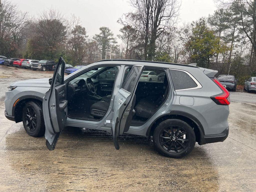 used 2025 Honda CR-V Hybrid car, priced at $33,028