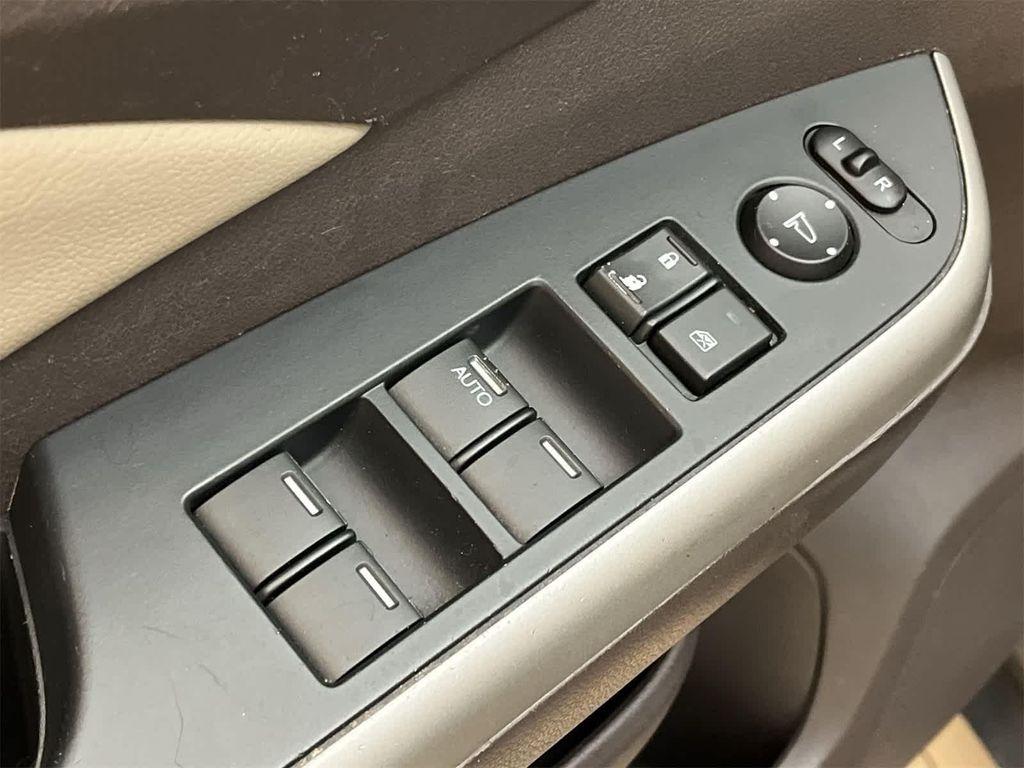 used 2014 Honda CR-V car, priced at $13,200