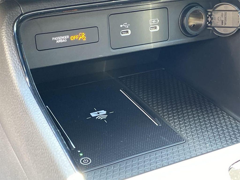 new 2026 Honda CR-V Hybrid car, priced at $40,675