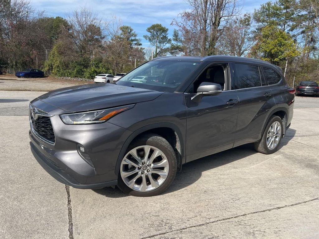 used 2022 Toyota Highlander car, priced at $33,219