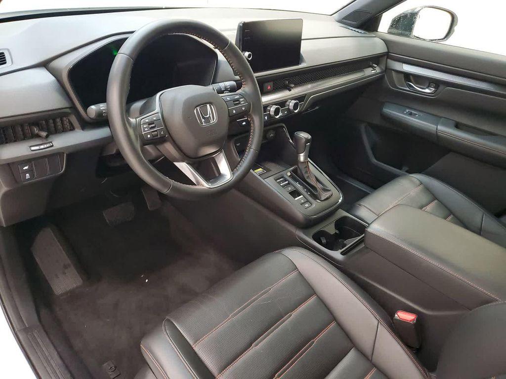 new 2026 Honda CR-V Hybrid car, priced at $40,175