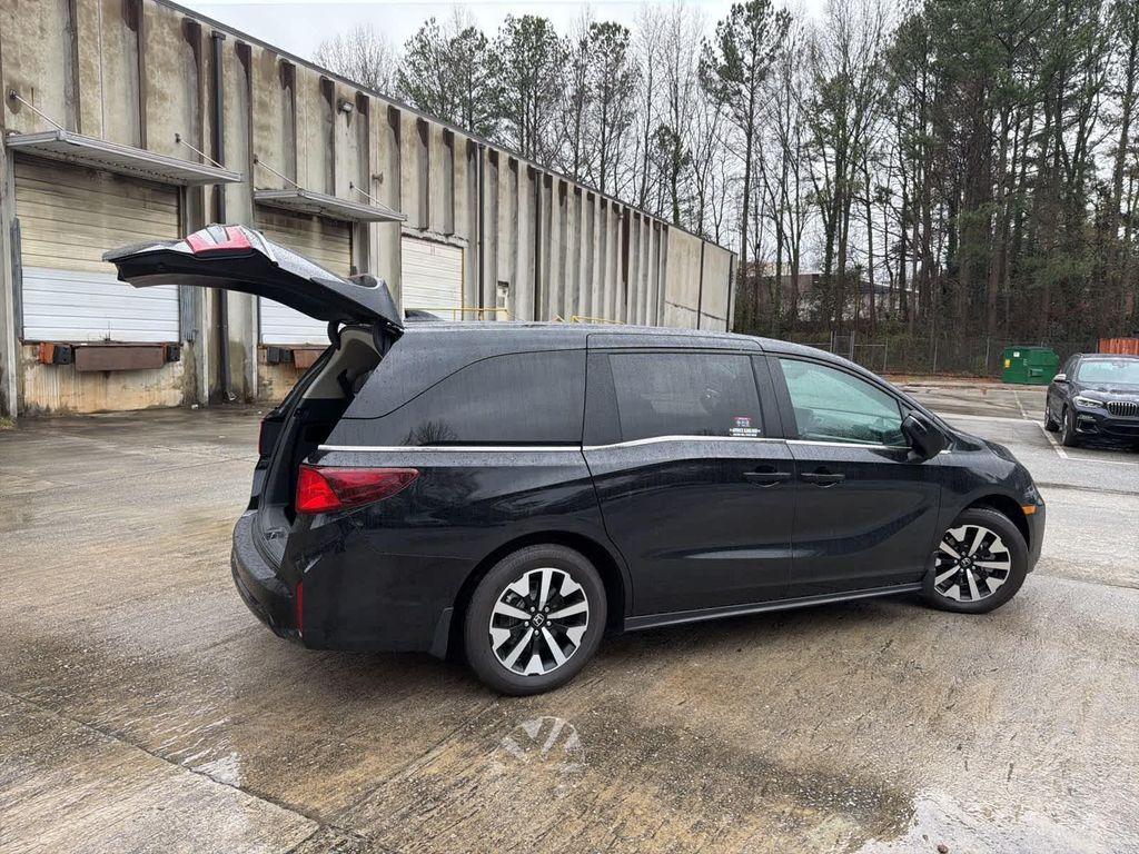 used 2025 Honda Odyssey car, priced at $39,854