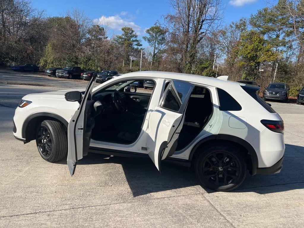 used 2025 Honda HR-V car, priced at $28,125