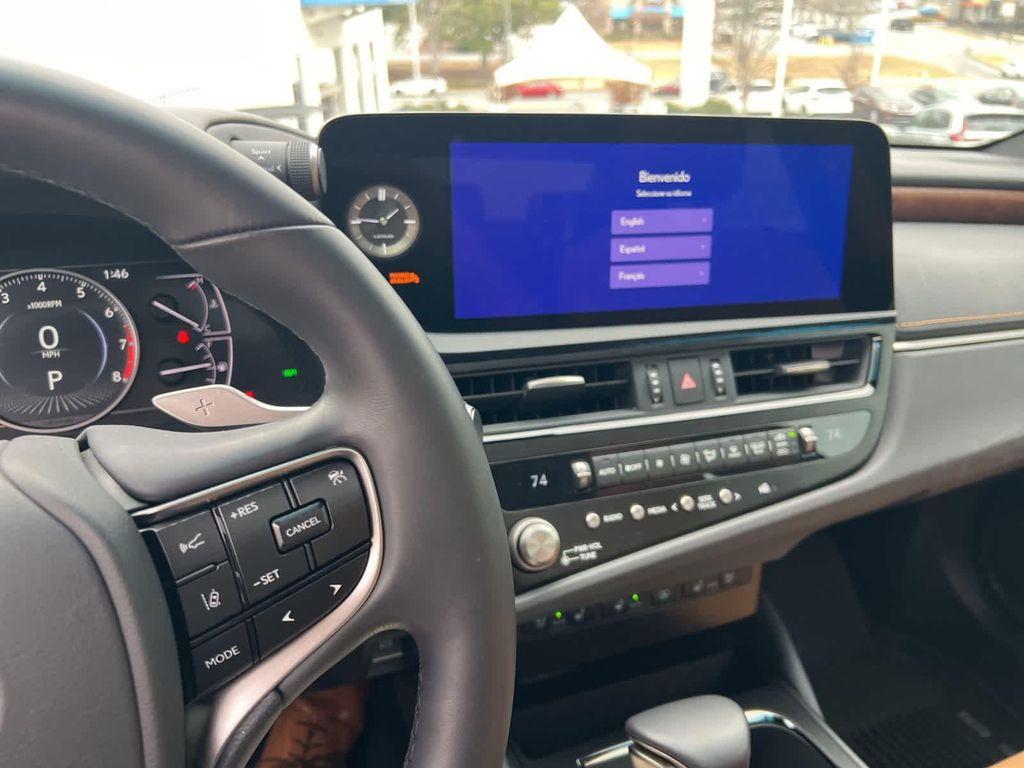 used 2025 Lexus ES 350 car, priced at $41,738