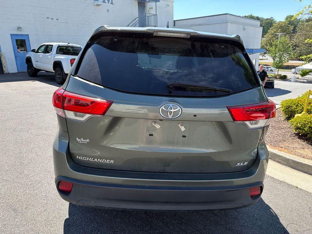 used 2019 Toyota Highlander car, priced at $23,987