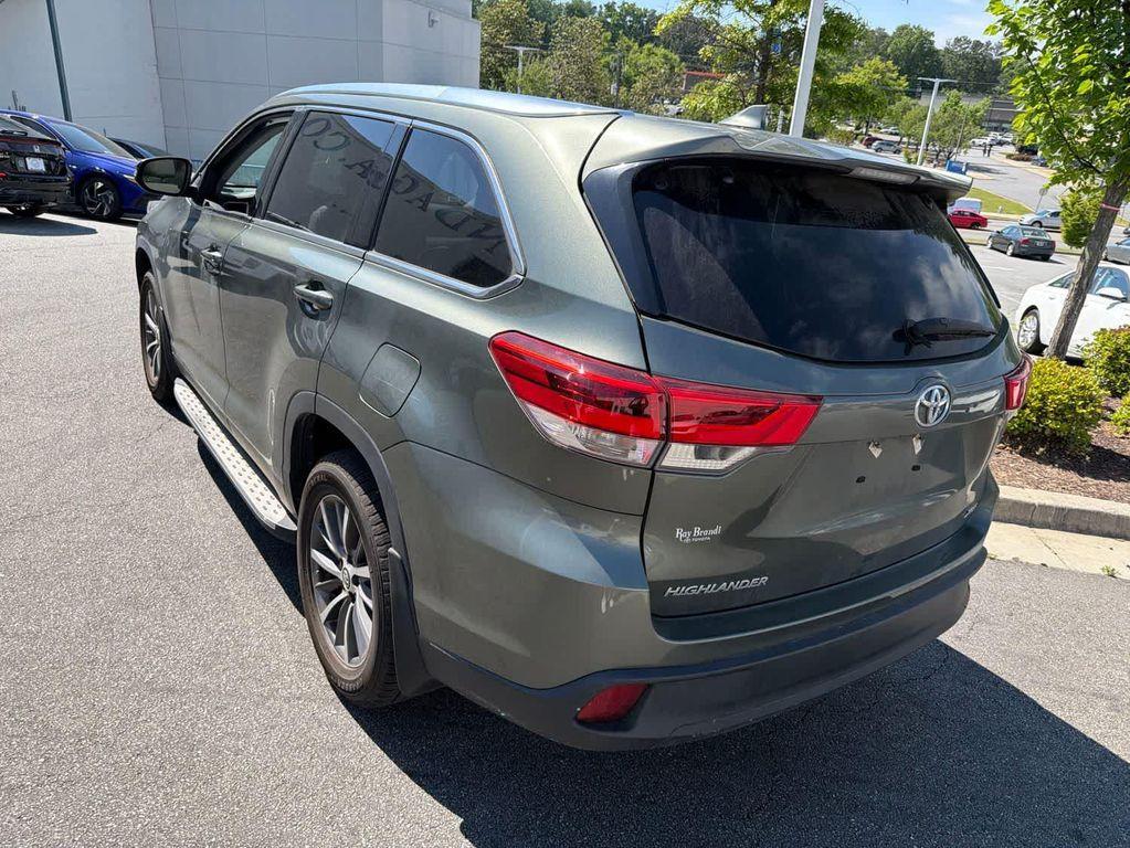 used 2019 Toyota Highlander car, priced at $23,987