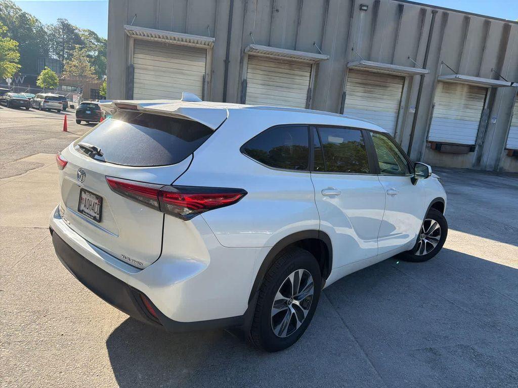 used 2023 Toyota Highlander car, priced at $34,834