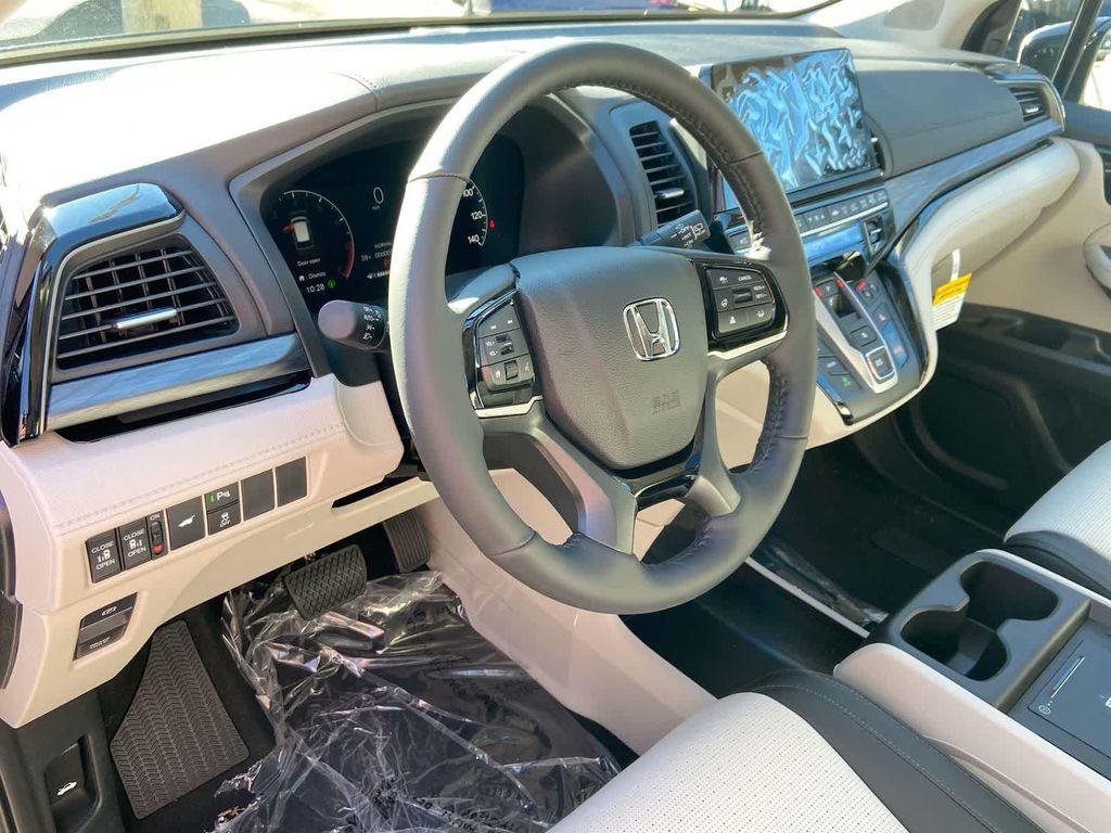 new 2026 Honda Odyssey car, priced at $53,190