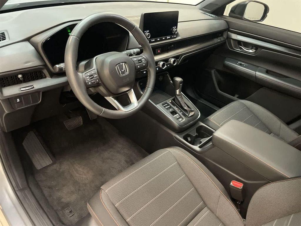 used 2024 Honda CR-V Hybrid car, priced at $27,688
