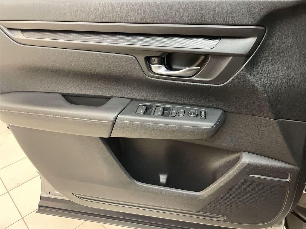used 2024 Honda CR-V Hybrid car, priced at $27,688