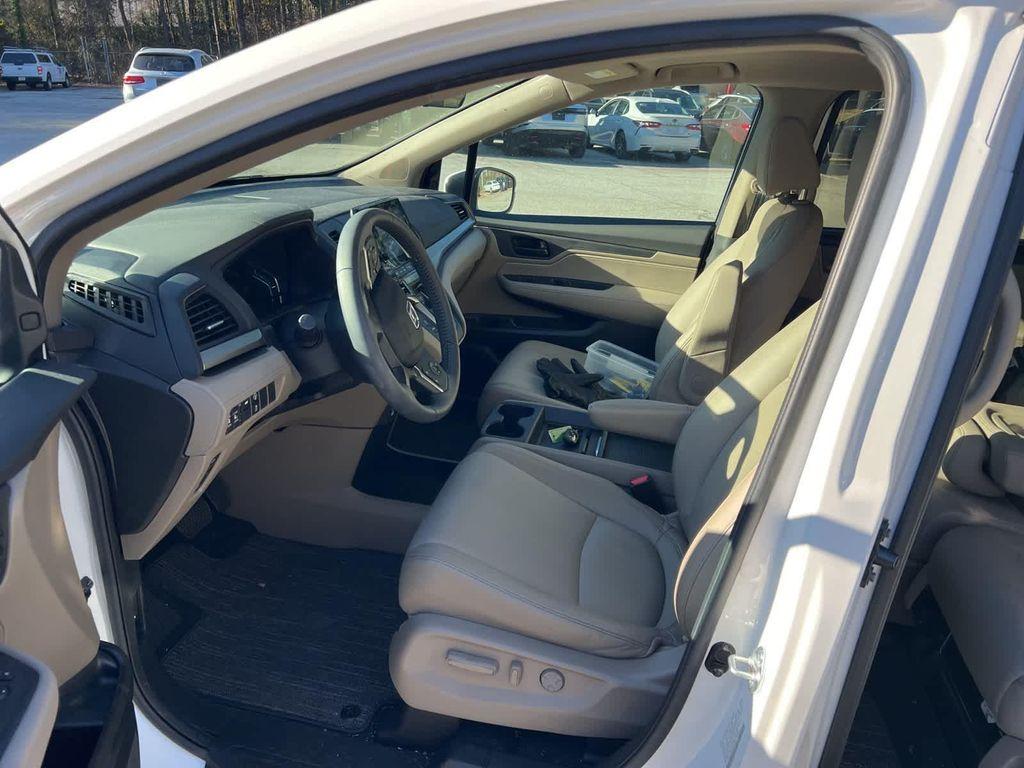 used 2024 Honda Odyssey car, priced at $39,445
