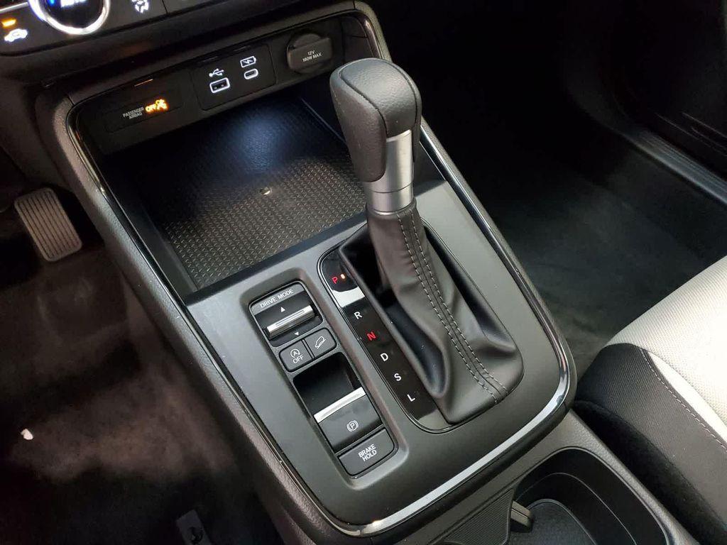 used 2025 Honda CR-V car, priced at $32,479