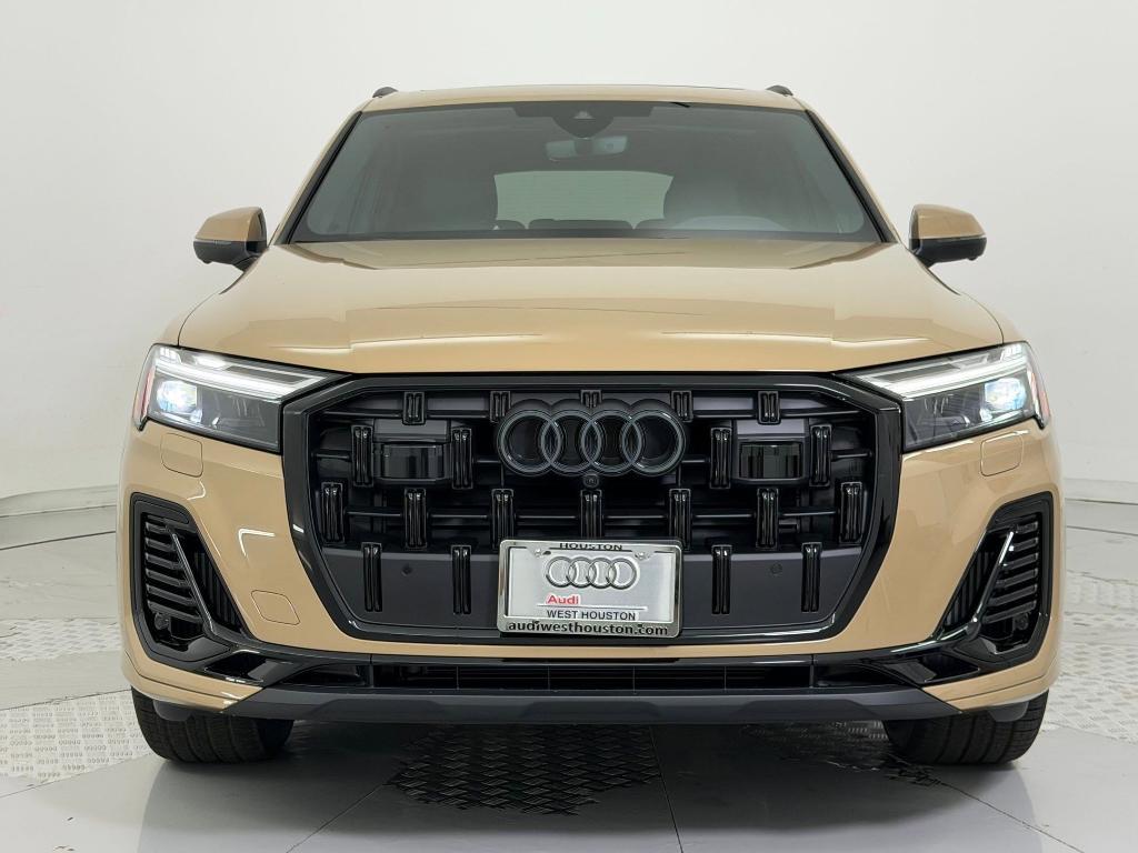 new 2026 Audi Q7 car, priced at $69,359