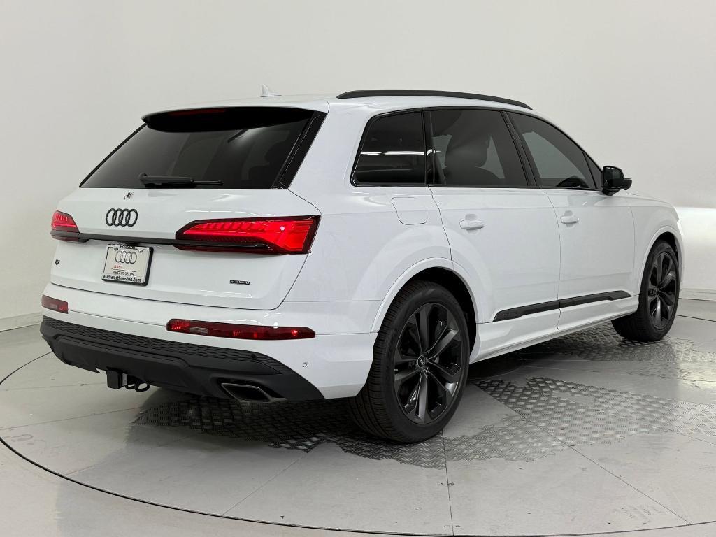 new 2026 Audi Q7 car, priced at $68,840