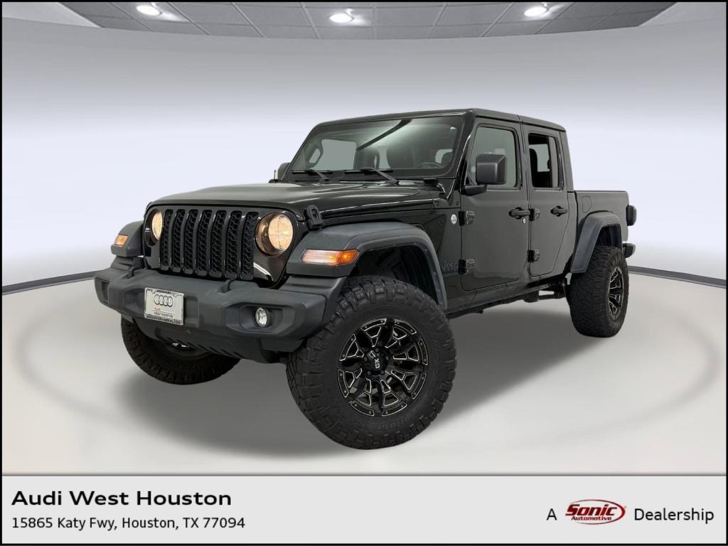 used 2020 Jeep Gladiator car, priced at $24,999
