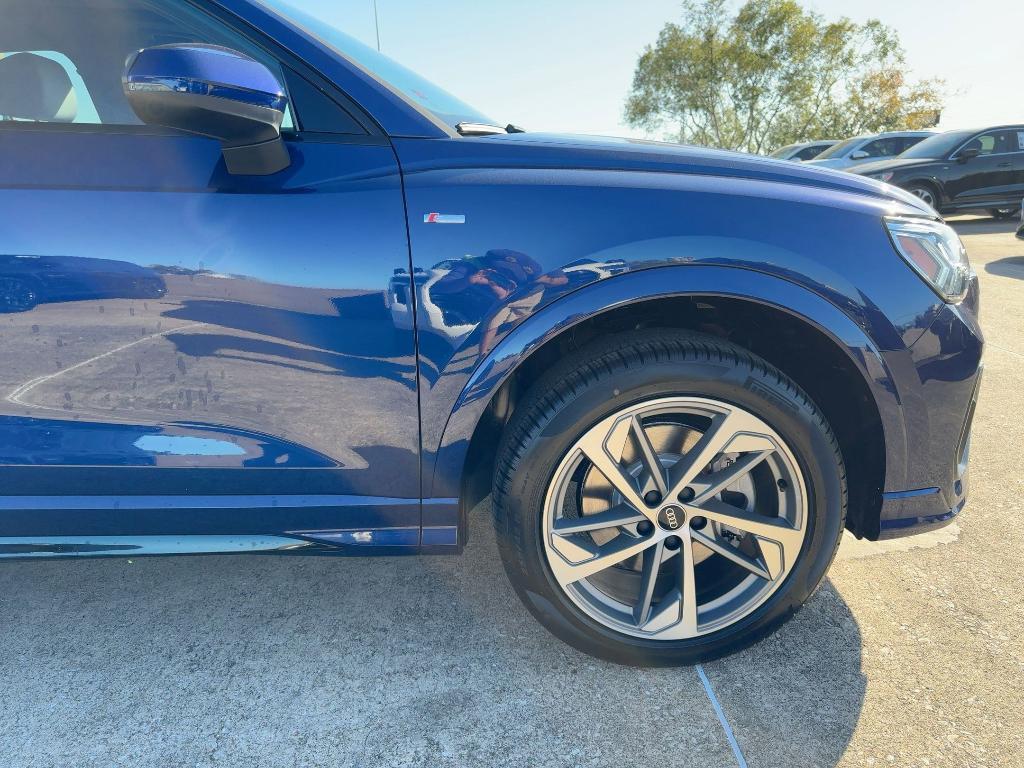 new 2025 Audi Q3 car, priced at $41,851
