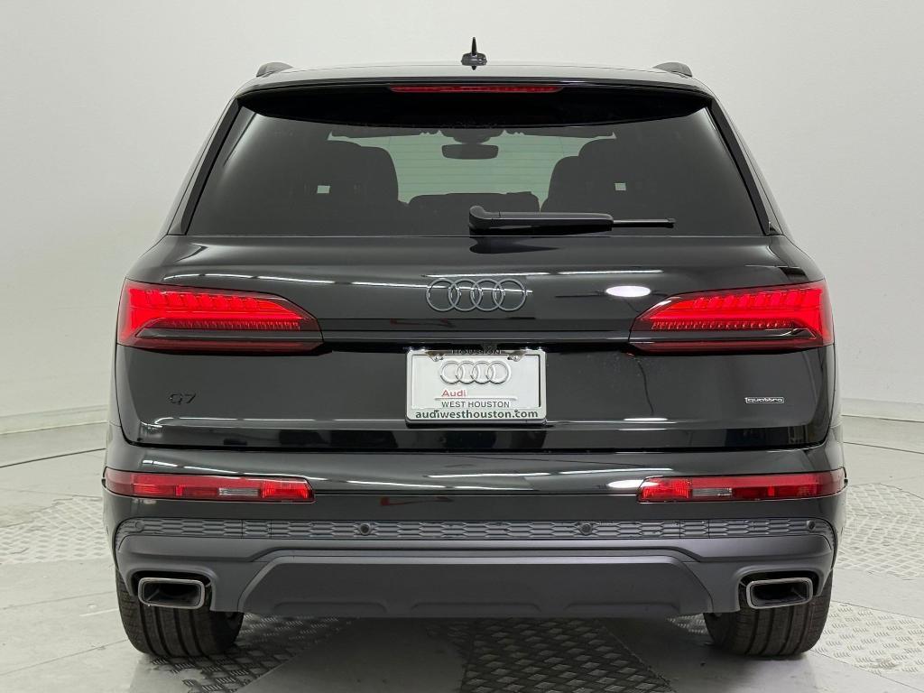 new 2026 Audi Q7 car, priced at $67,441