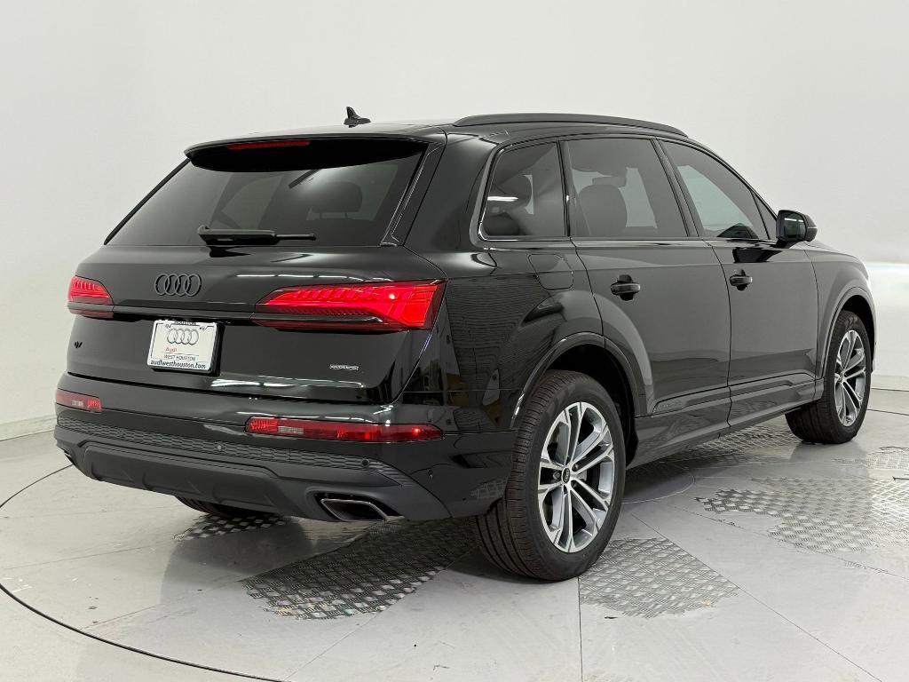 new 2026 Audi Q7 car, priced at $67,441