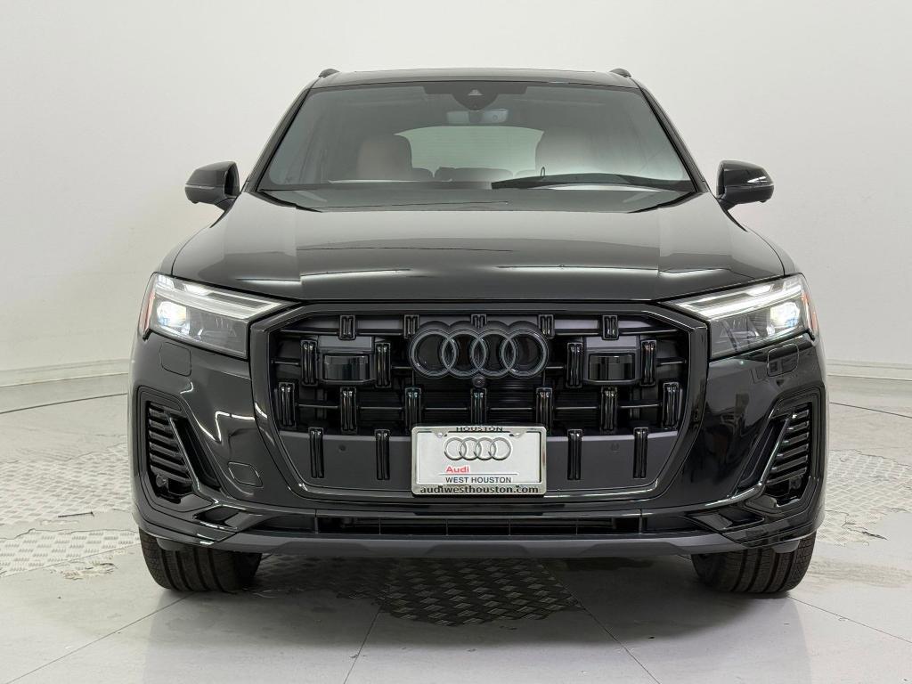 new 2026 Audi Q7 car, priced at $67,441