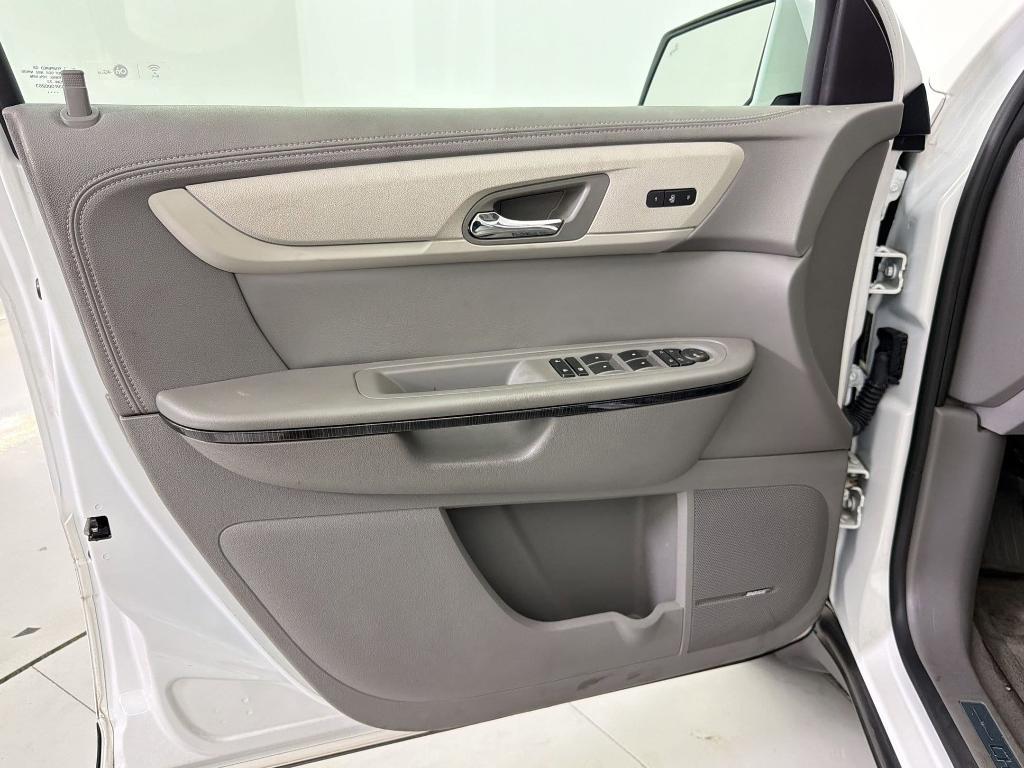 used 2017 Chevrolet Traverse car, priced at $11,999