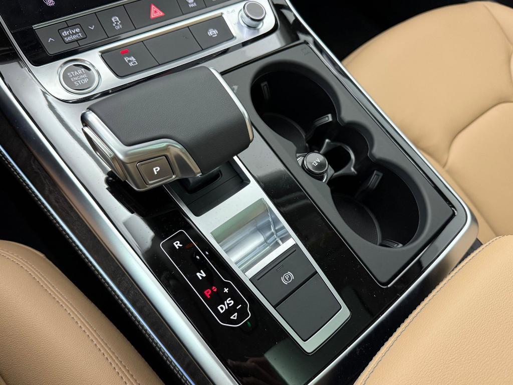 new 2026 Audi Q7 car, priced at $66,491