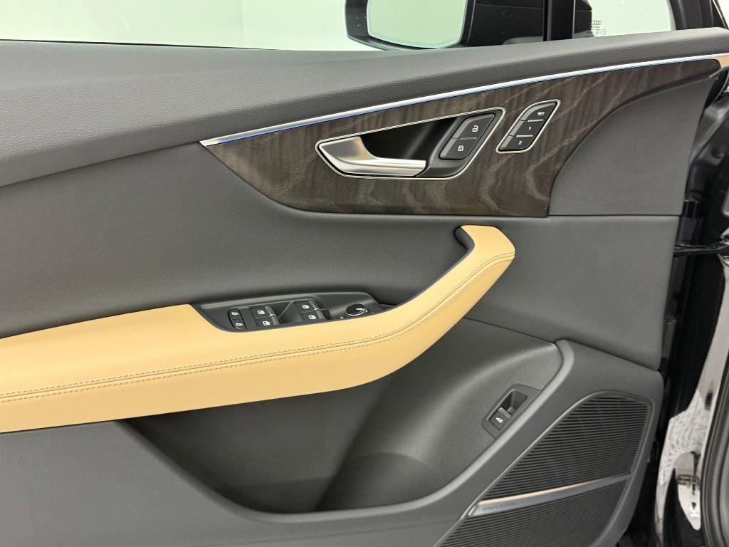 new 2026 Audi Q7 car, priced at $66,491