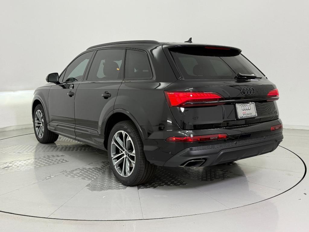 new 2026 Audi Q7 car, priced at $66,491