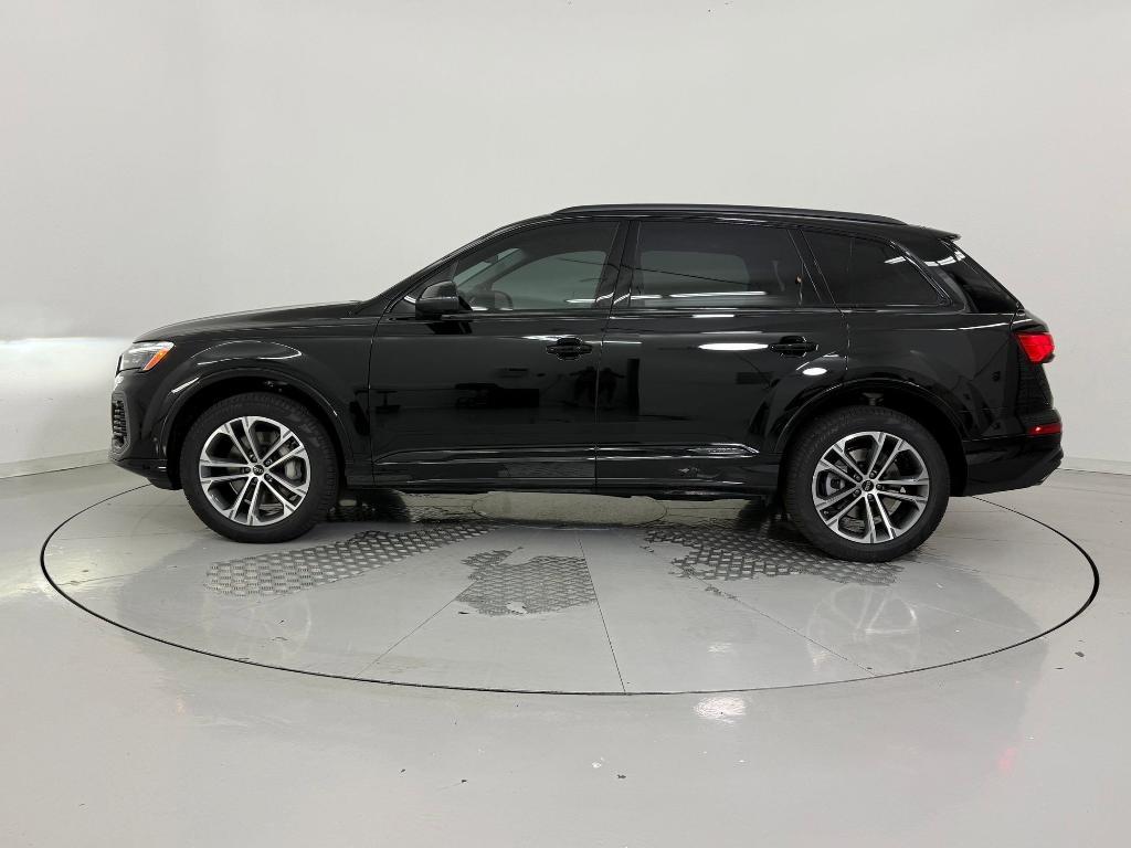 new 2026 Audi Q7 car, priced at $66,491