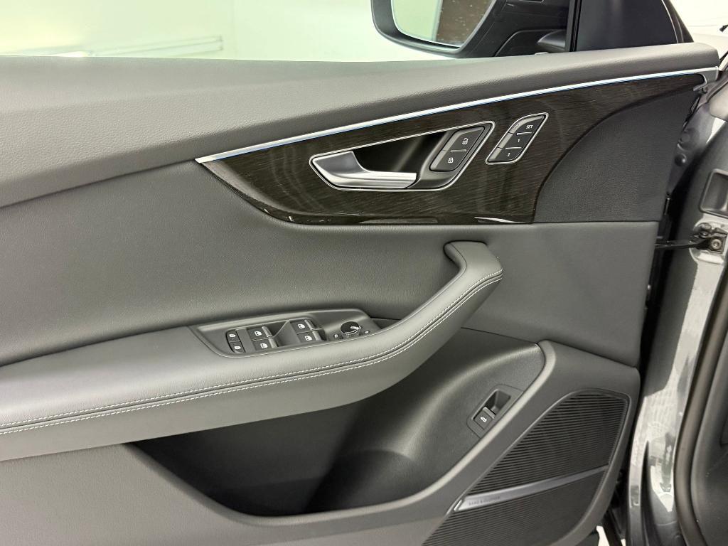 new 2026 Audi Q8 car, priced at $82,091