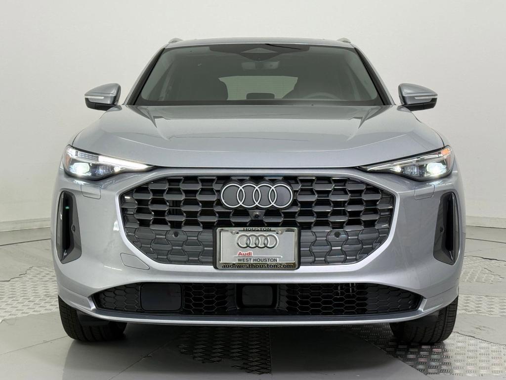 new 2025 Audi Q5 car, priced at $56,391