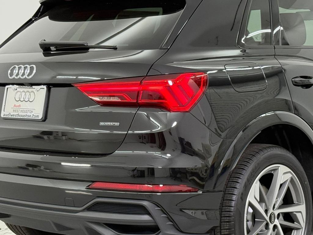 new 2025 Audi Q3 car, priced at $41,851