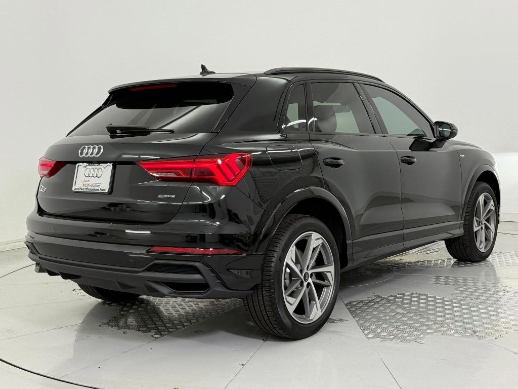 new 2025 Audi Q3 car, priced at $41,851