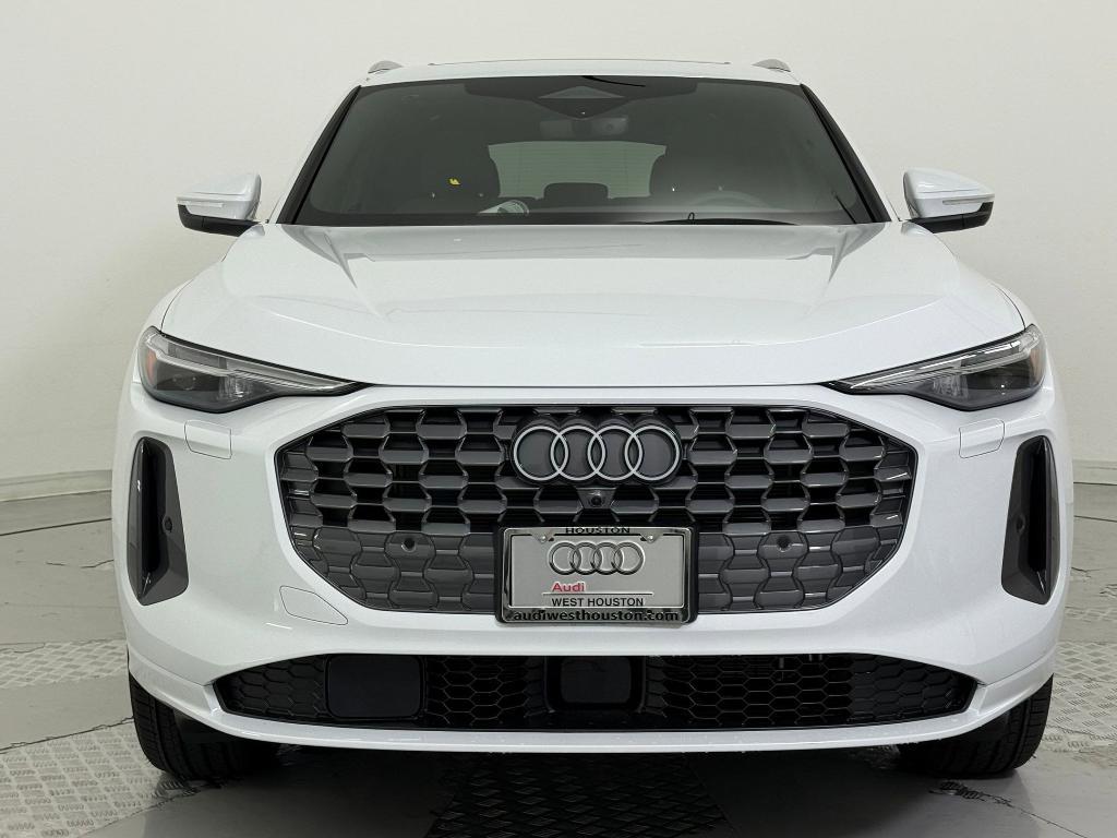 new 2025 Audi Q5 car, priced at $56,071