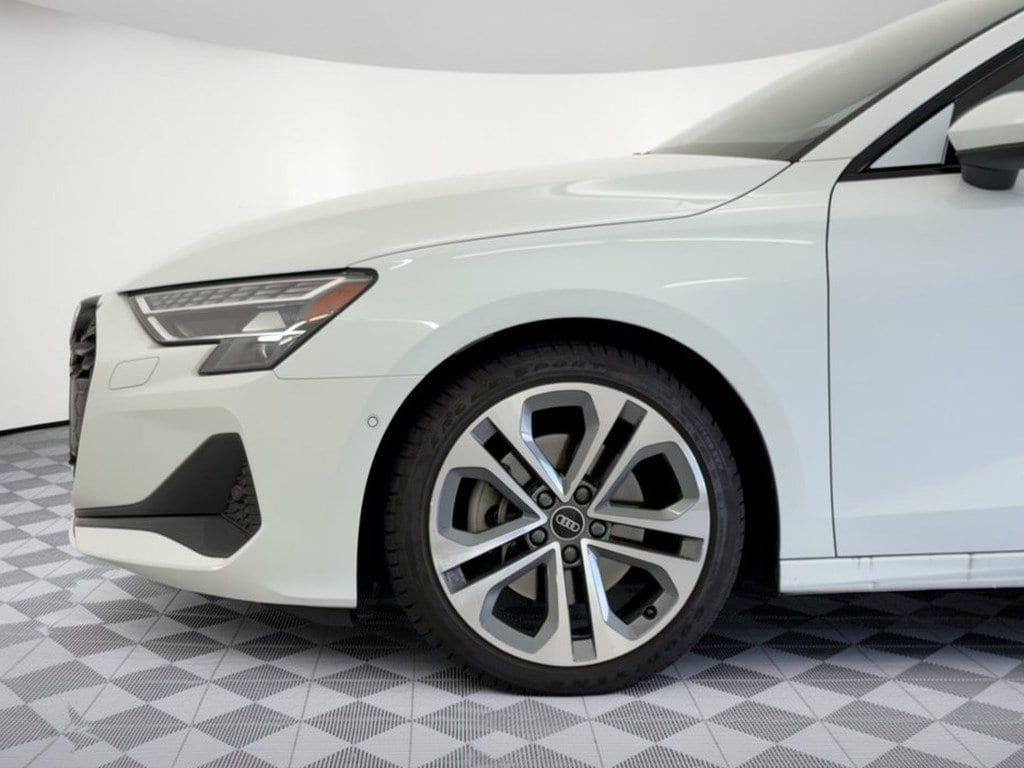 Audi A3 view 13