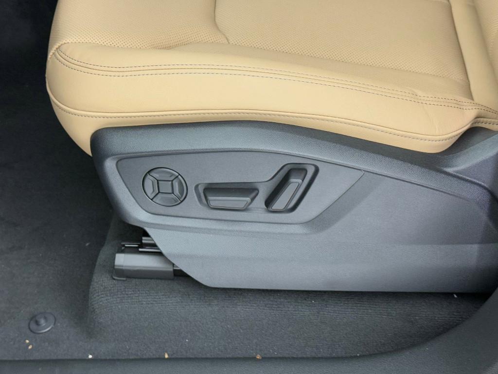 new 2026 Audi Q7 car, priced at $69,458