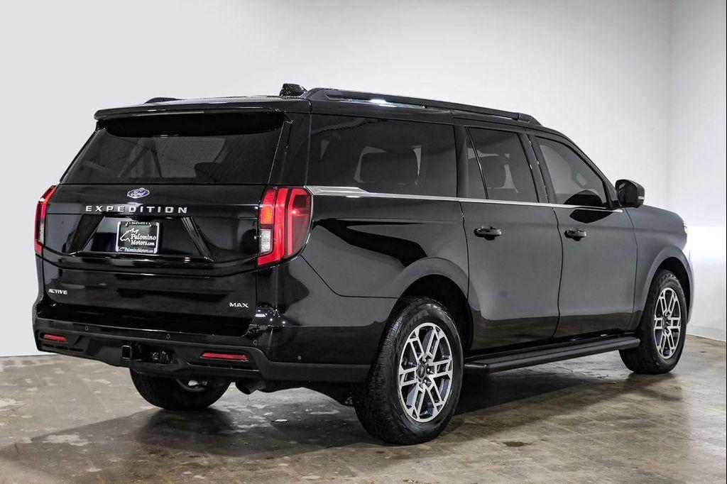 used 2025 Ford Expedition Max car, priced at $59,990