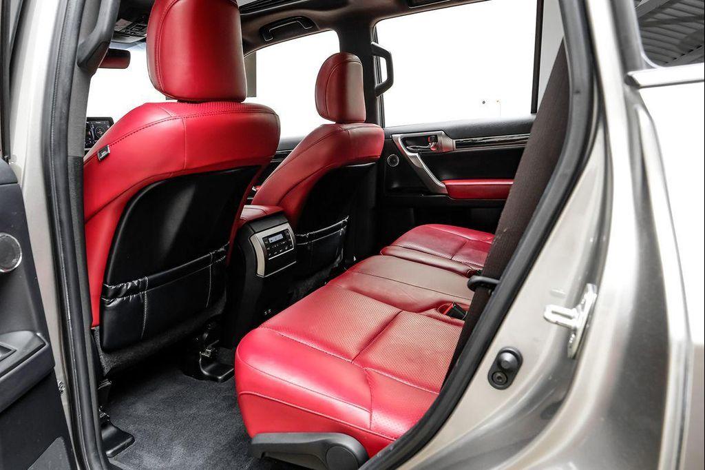 2023 Atomic Silver Lexus GX 460