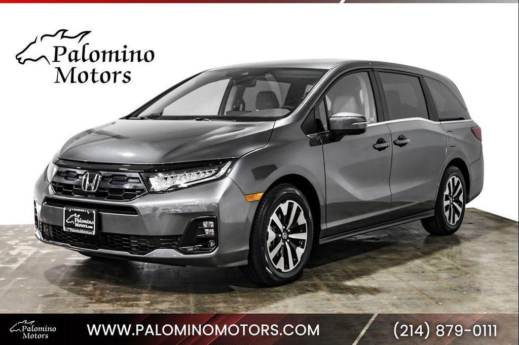 used 2025 Honda Odyssey car, priced at $43,990