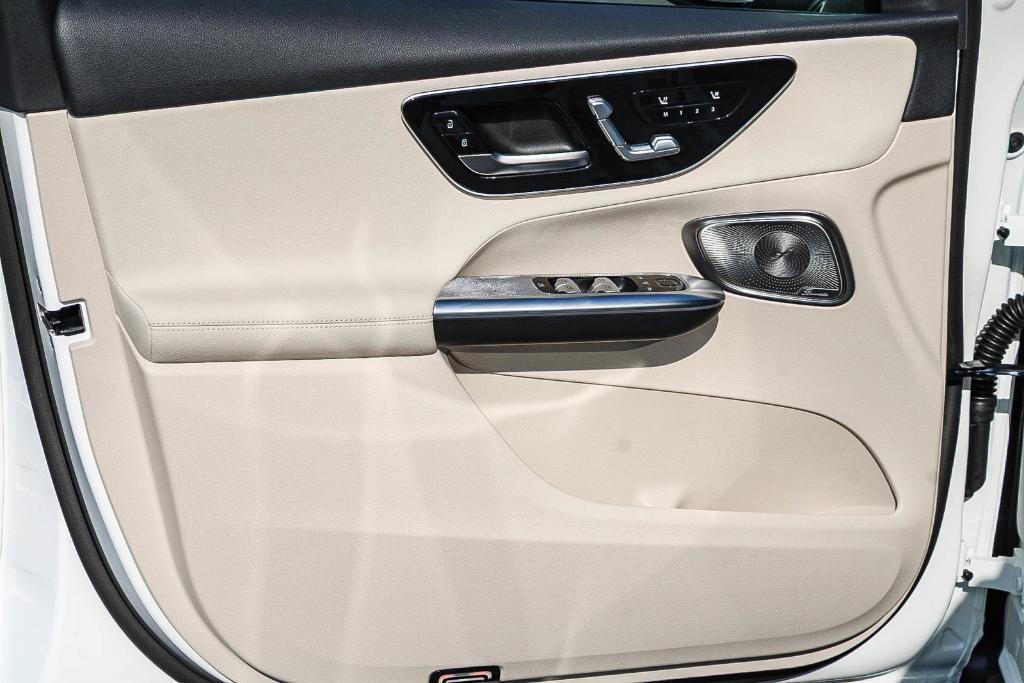 new 2026 Mercedes-Benz GLC 300 car, priced at $62,300