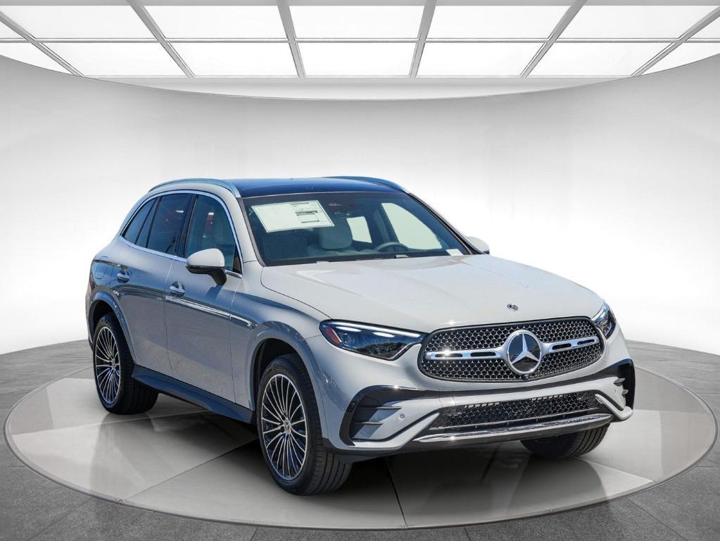 new 2026 Mercedes-Benz GLC 300 car, priced at $66,605