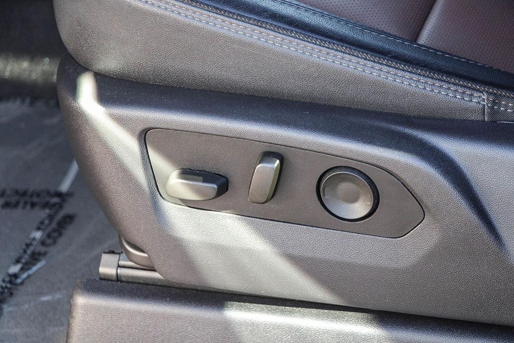 used 2025 Chevrolet Silverado 3500 car, priced at $71,295