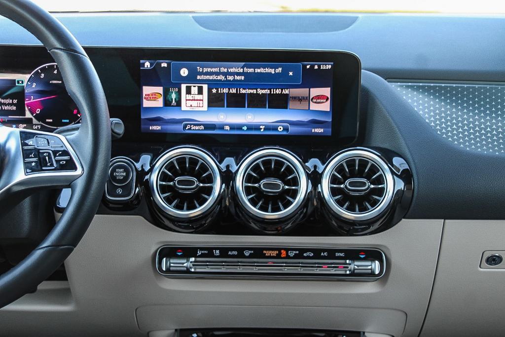 used 2025 Mercedes-Benz GLA 250 car, priced at $37,595