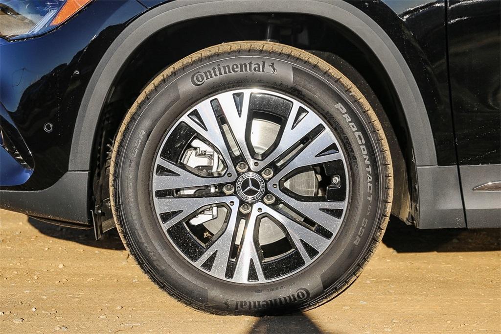 new 2025 Mercedes-Benz GLA 250 car, priced at $47,650