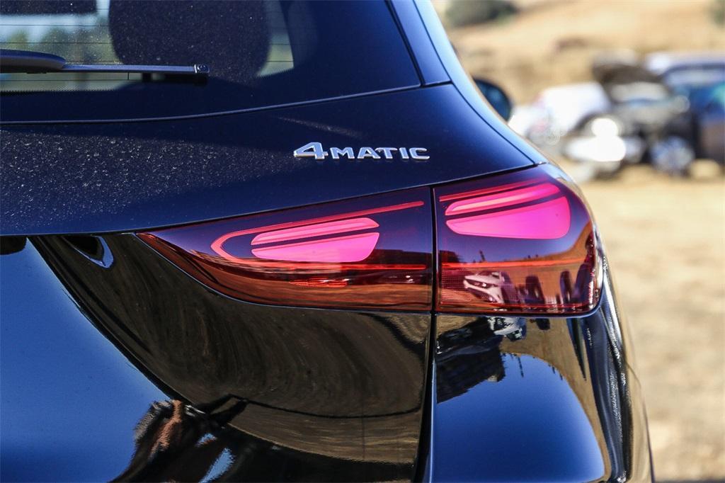 new 2025 Mercedes-Benz GLA 250 car, priced at $47,650